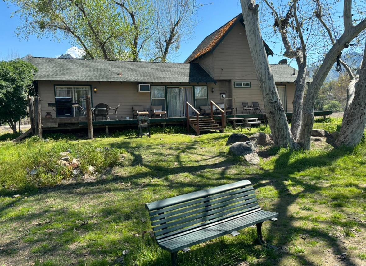 Sequoia River Front Cabins Three Rivers Buitenkant foto